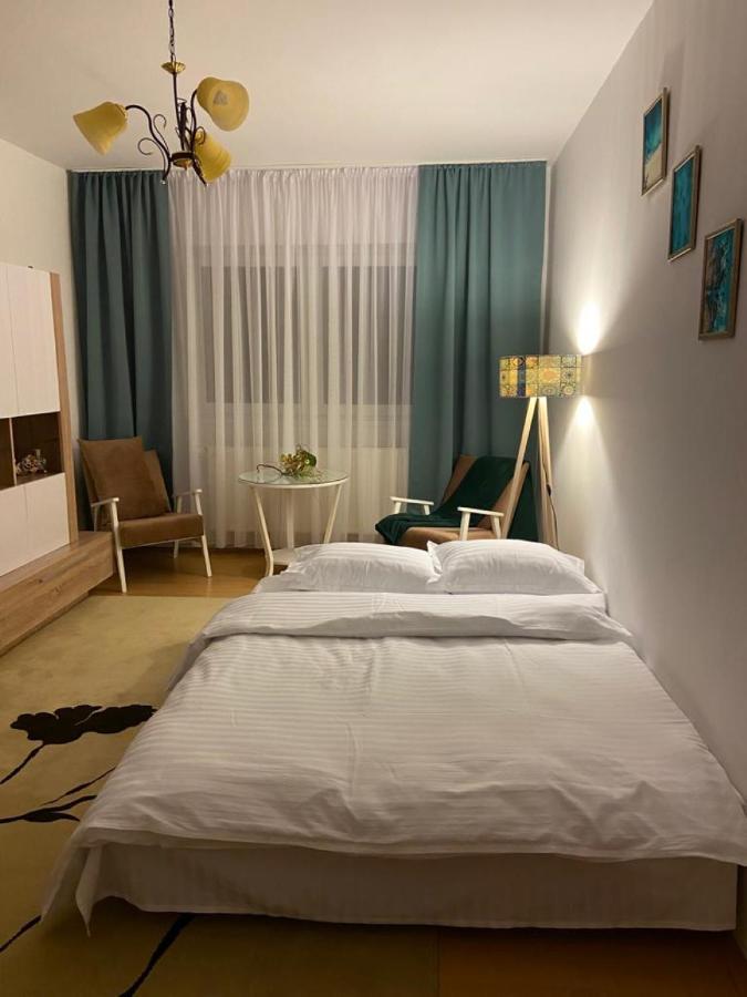 Cazare Medias, Apartament Modern Eksteriør billede